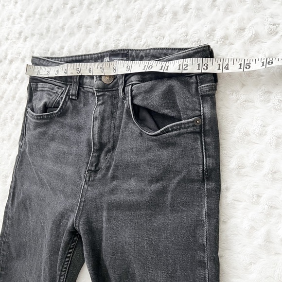 ZARA Faded Black High Rise Raw Hem Denim Jeans - Picture 11 of 13